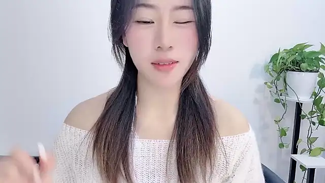 chloe-01 online show from January 12, 2026, 7:02 am