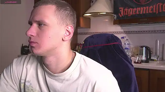 Snapshot of vance_rulez chatting on November 16, 2025, 6:57 pm vance rulez online show from November 16, 2025, 6:57 pm