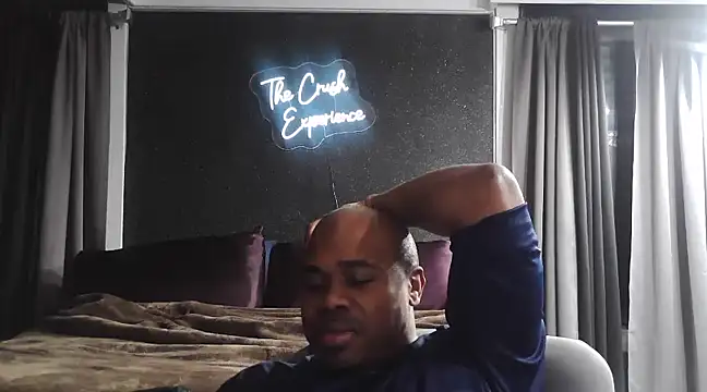 Snapshot of Dcrush17 chatting on December 18, 2024, 7:36 am Dcrush17 online show from December 18, 2024, 7:36 am