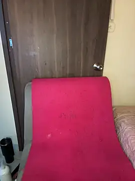 Snapshot of MOMALANA chatting on September 28, 2025, 4:12 pm MOMALANA online show from September 28, 2025, 4:12 pm