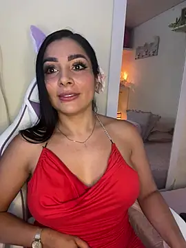 Snapshot of MOMALANA chatting on October 19, 2025, 2:50 pm MOMALANA online show from October 19, 2025, 2:50 pm