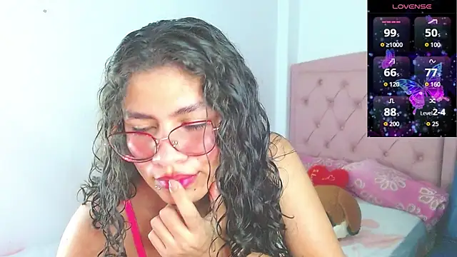 Cynthia hazel online show from October 7, 2025, 7:05 am