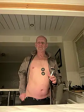 Snapshot of malematureisbest chatting on January 16, 2026, 10:03 pm malematureisbest online show from January 16, 2026, 10:03 pm