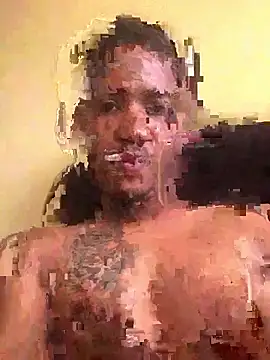 Snapshot of lionheart05 chatting on December 3, 2024, 9:44 am lionheart05 online show from December 3, 2024, 9:44 am