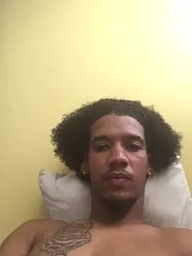 Snapshot of lionheart05 chatting on January 8, 2025, 11:10 am lionheart05 online show from January 8, 2025, 11:10 am