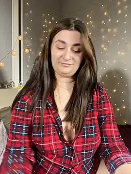 Jadelli online show from November 30, 2025, 8:13 pm