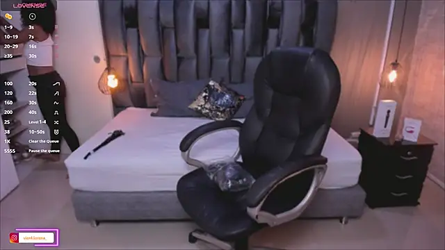 Snapshot of Lorena_Vieira_ chatting on January 17, 2025, 8:00 pm Lorena Vieira  online show from January 17, 2025, 8:00 pm