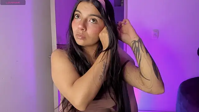 Snapshot of sofi_soft_ chatting on May 22, 2026, 2:08 am sofi soft online show from May 22, 2026, 2:08 am
