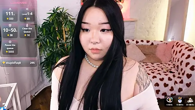 mei honey  online show from February 28, 2025, 5:59 pm