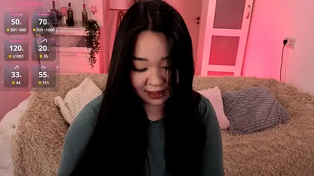 mei honey  online show from November 11, 2025, 10:21 pm