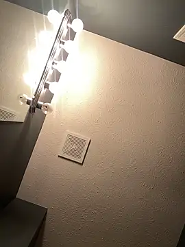 Ectorius online show from December 17, 2025, 1:50 pm