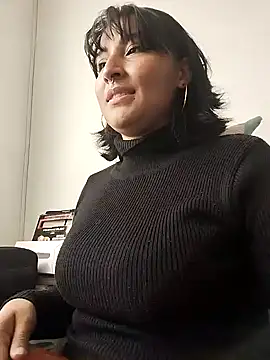 Pauilina online show from December 19, 2024, 7:07 pm