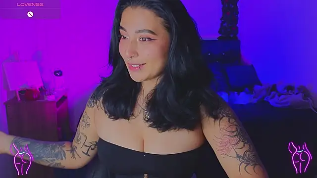 Pauilina online show from March 10, 2026, 11:54 pm