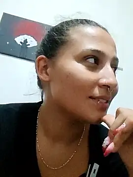 Snapshot of Pauilina chatting on July 9, 2026, 7:07 pm Pauilina online show from July 9, 2026, 7:07 pm
