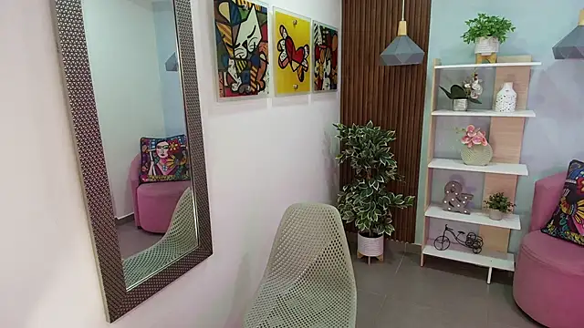 Dalila Sky online show from December 14, 2025, 11:04 am