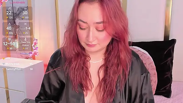 SalommeFlores online show from March 12, 2025, 3:13 am