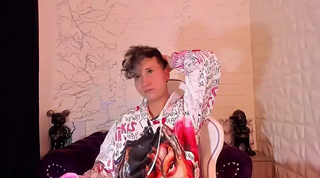 Im Milan Rs online show from March 5, 2025, 6:54 am