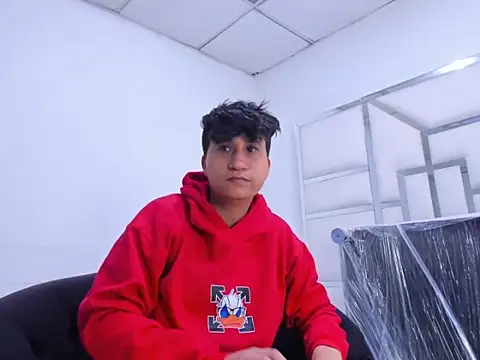 Im Milan Rs online show from September 26, 2025, 4:05 am