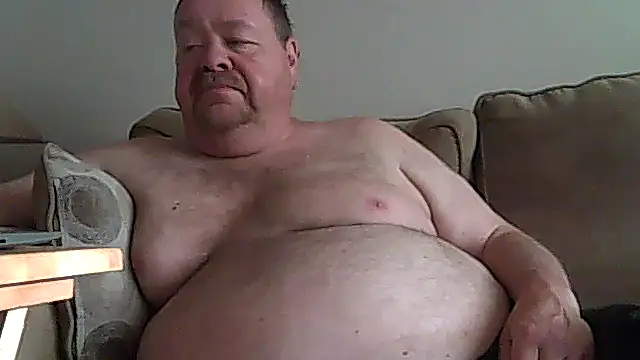 Snapshot of hitman_35 chatting on July 22, 2026, 2:03 am hitman 35 online show from July 22, 2026, 2:03 am