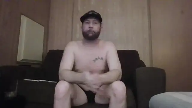 Snapshot of Edward_LongCock chatting on April 24, 2026, 5:54 am Edward LongCock online show from April 24, 2026, 5:54 am