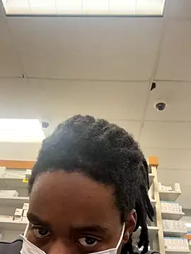 Snapshot of tokenkingtn chatting on December 1, 2025, 12:37 am tokenkingtn online show from December 1, 2025, 12:37 am