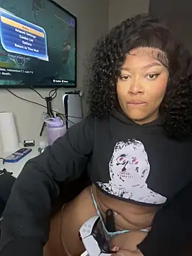 Snapshot of dvtbvby chatting on March 3, 2025, 8:32 pm dvtbvby online show from March 3, 2025, 8:32 pm