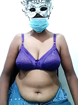 Snapshot of Amaaya_Baby chatting on January 3, 2025, 8:32 am Amaaya Baby online show from January 3, 2025, 8:32 am