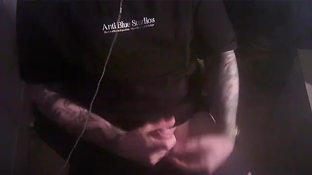 gezelligesiebren online show from April 18, 2026, 2:37 am