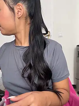  Luana online show from February 7, 2025, 9:05 am