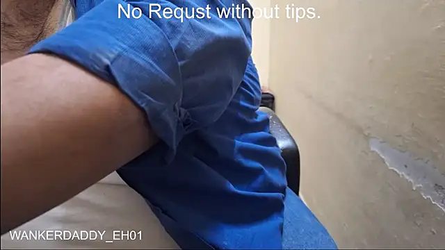 Snapshot of WANKERDADDY_EH01 chatting on December 13, 2024, 11:13 am WANKERDADDY EH01 online show from December 13, 2024, 11:13 am