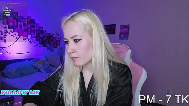 Bunny  of love online show from December 1, 2025, 11:48 am