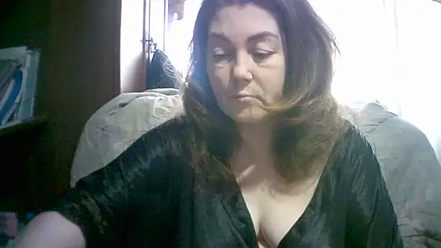 Madame-Butterfly online show from November 16, 2025, 7:03 am