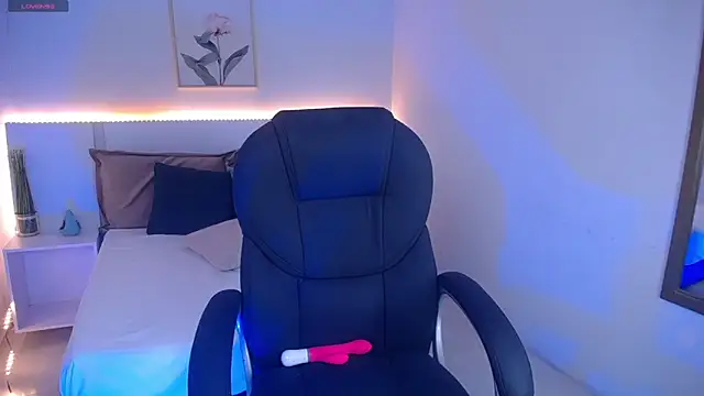 Snapshot of violeta_leon chatting on December 14, 2024, 9:40 am violeta leon online show from December 14, 2024, 9:40 am