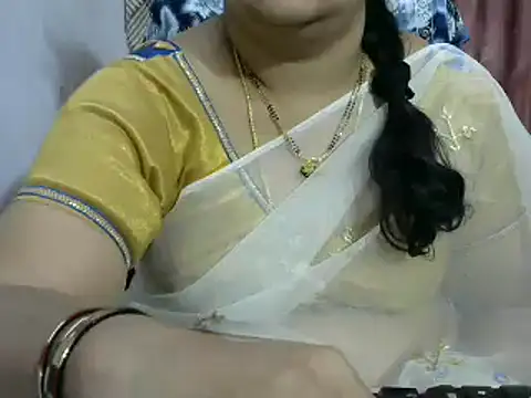 Snapshot of Naughty_Nityaa chatting on January 19, 2025, 7:15 am Naughty Nityaa online show from January 19, 2025, 7:15 am