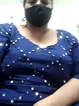 zeepe19 online show from November 7, 2025, 5:24 pm