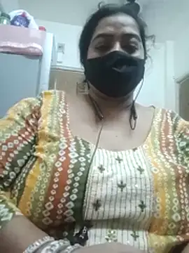 Snapshot of zeepe19 chatting on March 27, 2026, 5:45 pm zeepe19 online show from March 27, 2026, 5:45 pm