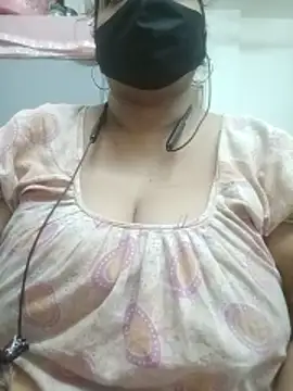 Snapshot of zeepe19 chatting on April 12, 2026, 3:44 am zeepe19 online show from April 12, 2026, 3:44 am