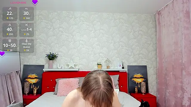 Snapshot of KattyPeachX chatting on April 2, 2026, 1:14 am KattyPeachX online show from April 2, 2026, 1:14 am