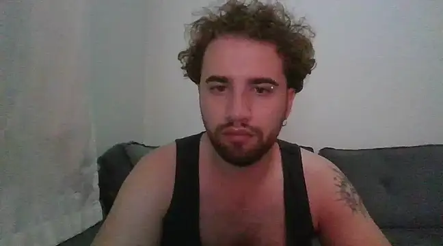 Snapshot of TomAlex chatting on January 29, 2025, 12:12 am TomAlex online show from January 29, 2025, 12:12 am