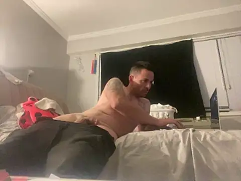 Gman143187 online show from April 21, 2026, 7:14 am