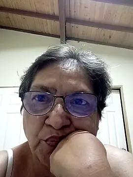 Snapshot of florecita69 chatting on March 14, 2025, 3:26 am florecita69 online show from March 14, 2025, 3:26 am