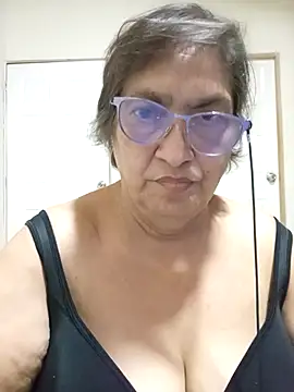 Snapshot of florecita69 chatting on November 9, 2025, 1:48 am florecita69 online show from November 9, 2025, 1:48 am