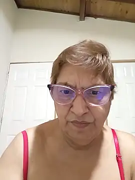 Snapshot of florecita69 chatting on December 16, 2025, 2:55 pm florecita69 online show from December 16, 2025, 2:55 pm