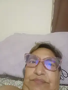 florecita69 online show from June 18, 2026, 4:35 am
