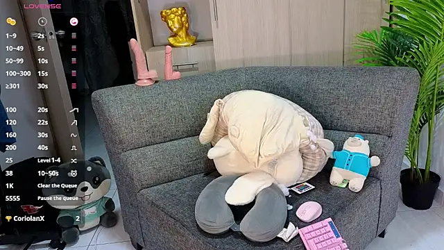 zackary 0 online show from February 23, 2025, 3:24 am