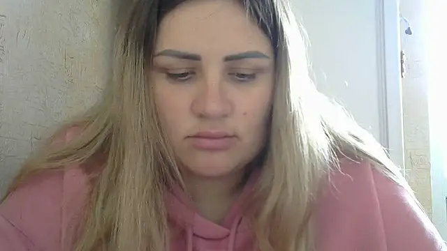 Snapshot of Honeydew-Waves chatting on October 1, 2025, 9:59 am Honeydew-Waves online show from October 1, 2025, 9:59 am