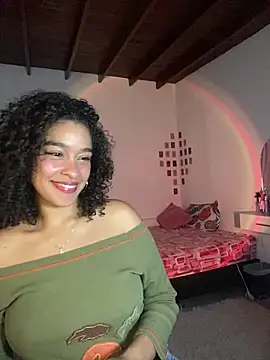 Snapshot of Arteatenea__ chatting on March 22, 2025, 3:52 am Arteatenea online show from March 22, 2025, 3:52 am