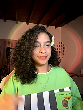 Snapshot of Arteatenea__ chatting on November 27, 2025, 6:26 am Arteatenea online show from November 27, 2025, 6:26 am