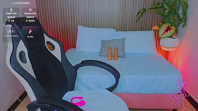 angelica dymond online show from March 17, 2026, 12:30 pm