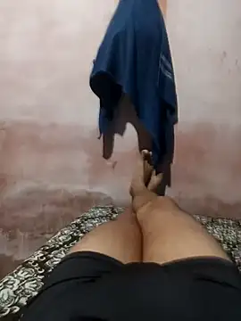 Snapshot of 1995eduardo chatting on March 15, 2025, 5:48 pm 1995eduardo online show from March 15, 2025, 5:48 pm